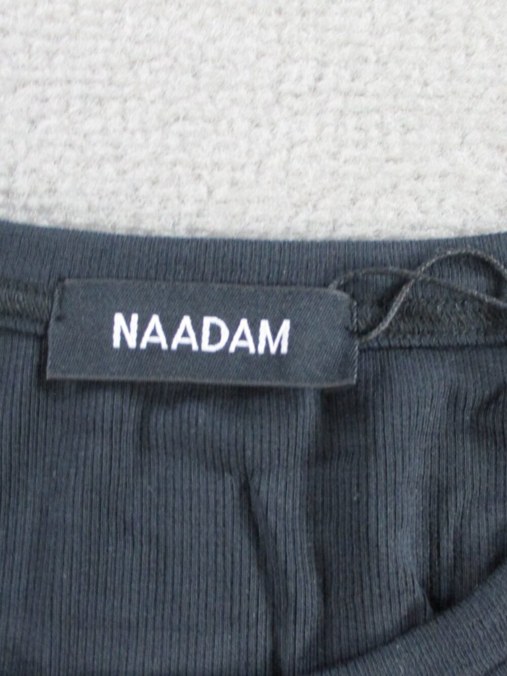 Naadam Baby Ribbed Cropped Tank Womens Small Black Top Modal Blend Stretch NEW - Picture 4 of 10